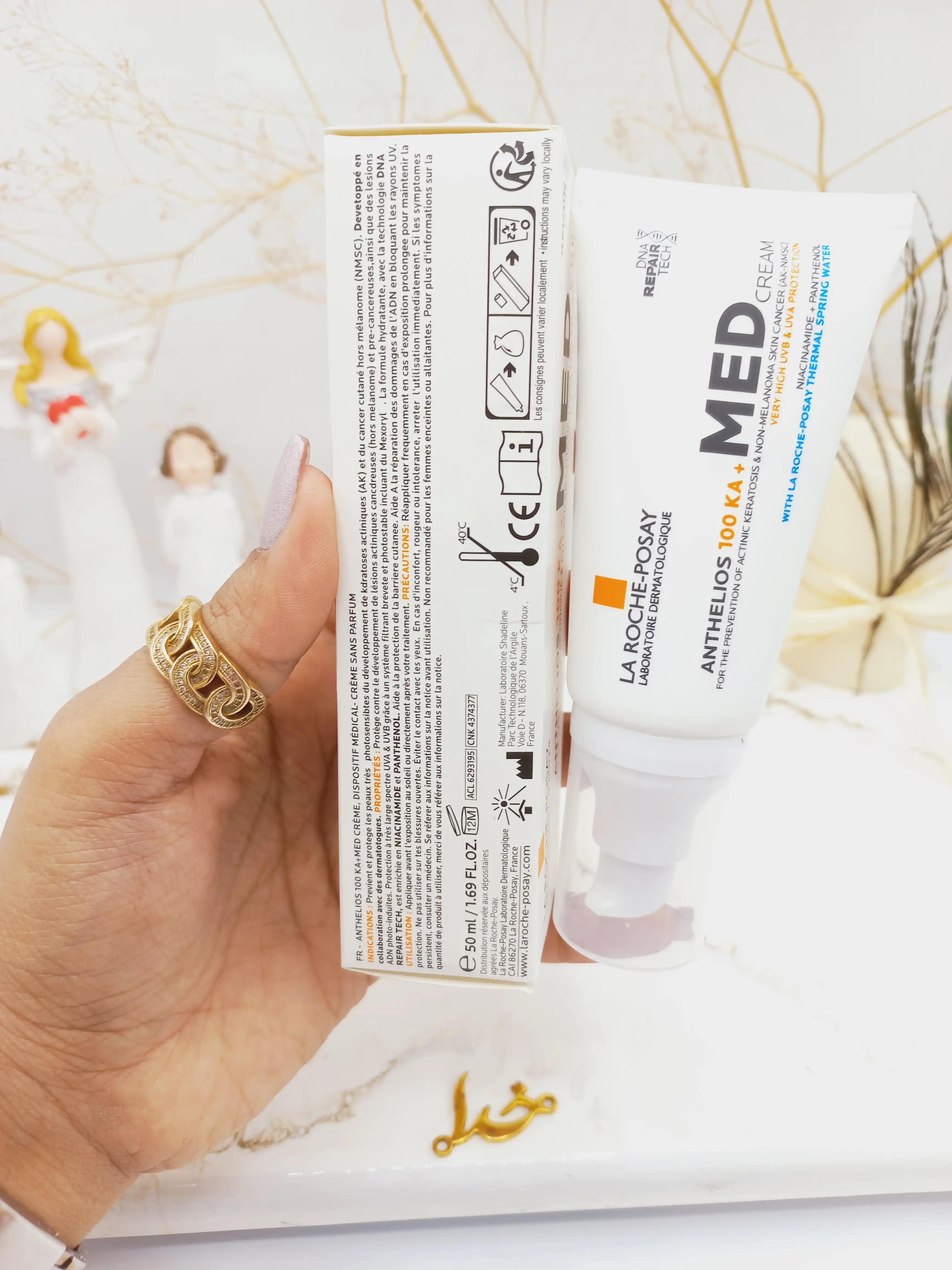 کرم ضد آفتاب محافظت بالا اشعه بی رنگ La Roche Posay Anthelios  کد 8181