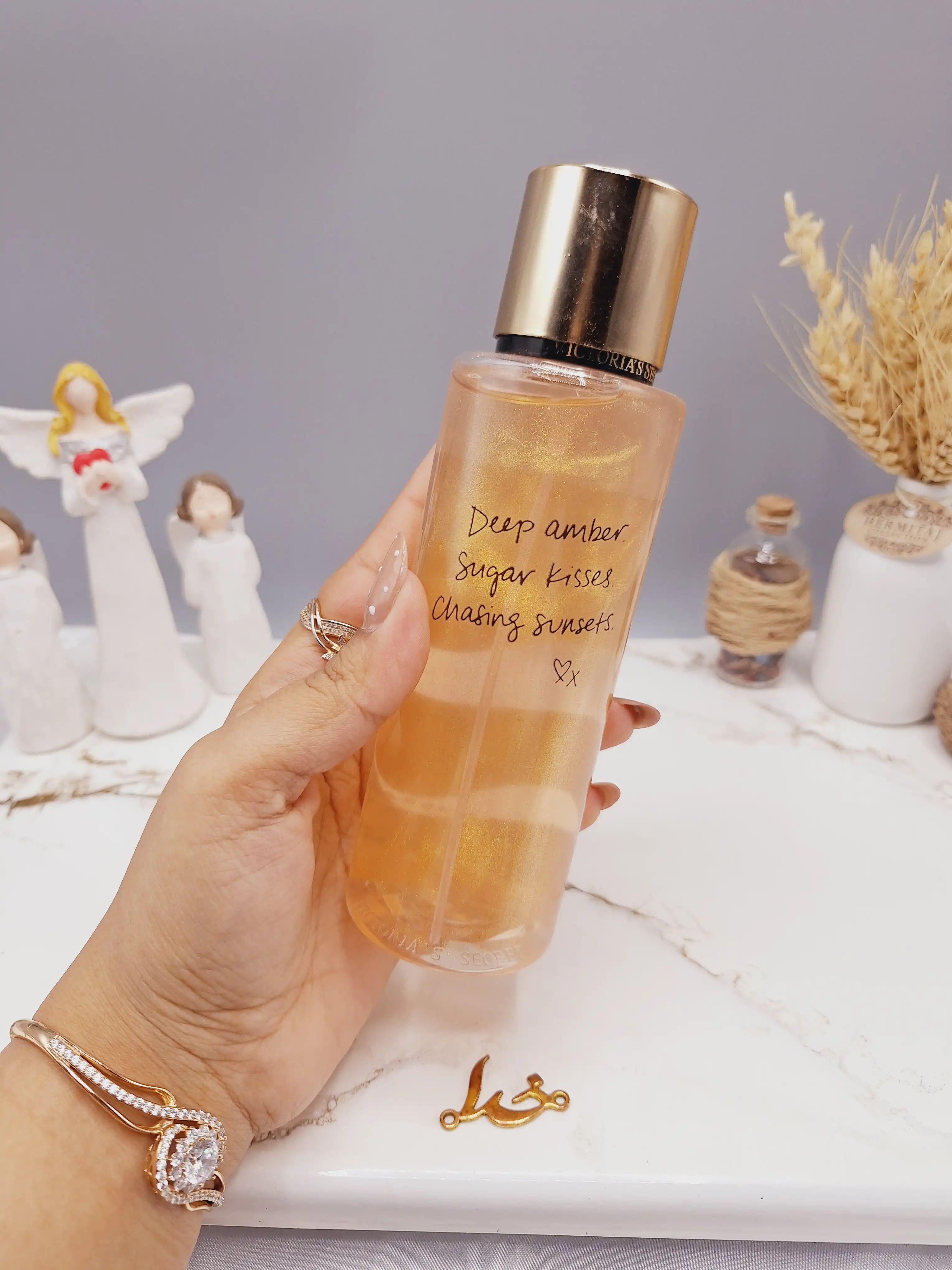 بادی اسپلش 250 ml ویکتوریا سکرت مدل Amber Romance Shimmer اورجینال