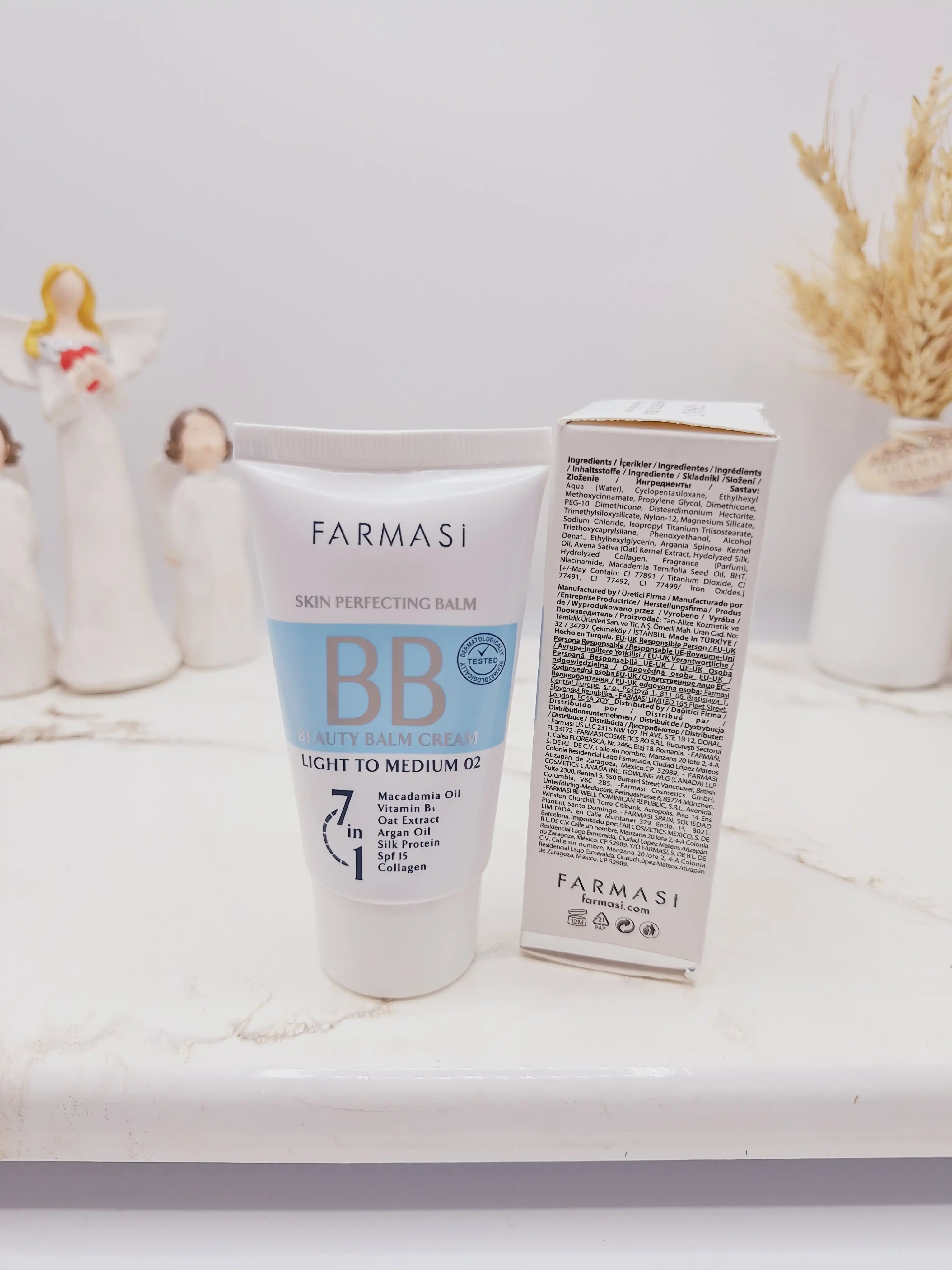 بی بی کرم پودر فارماسی FARMASI  حجم 50 میل کارتن آبی کد 3984