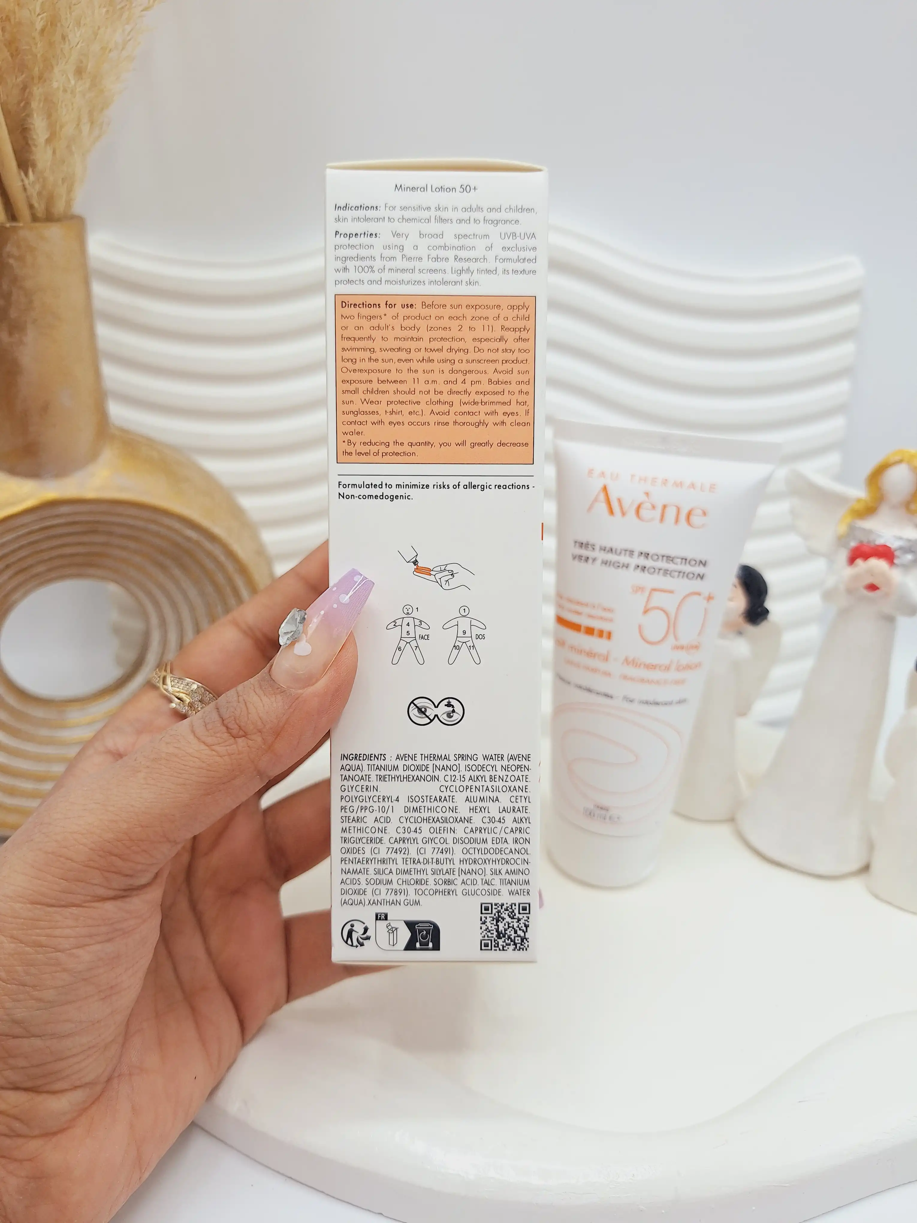 ضدآفتاب بی رنگ SPF 50 برند Avène کد 5872