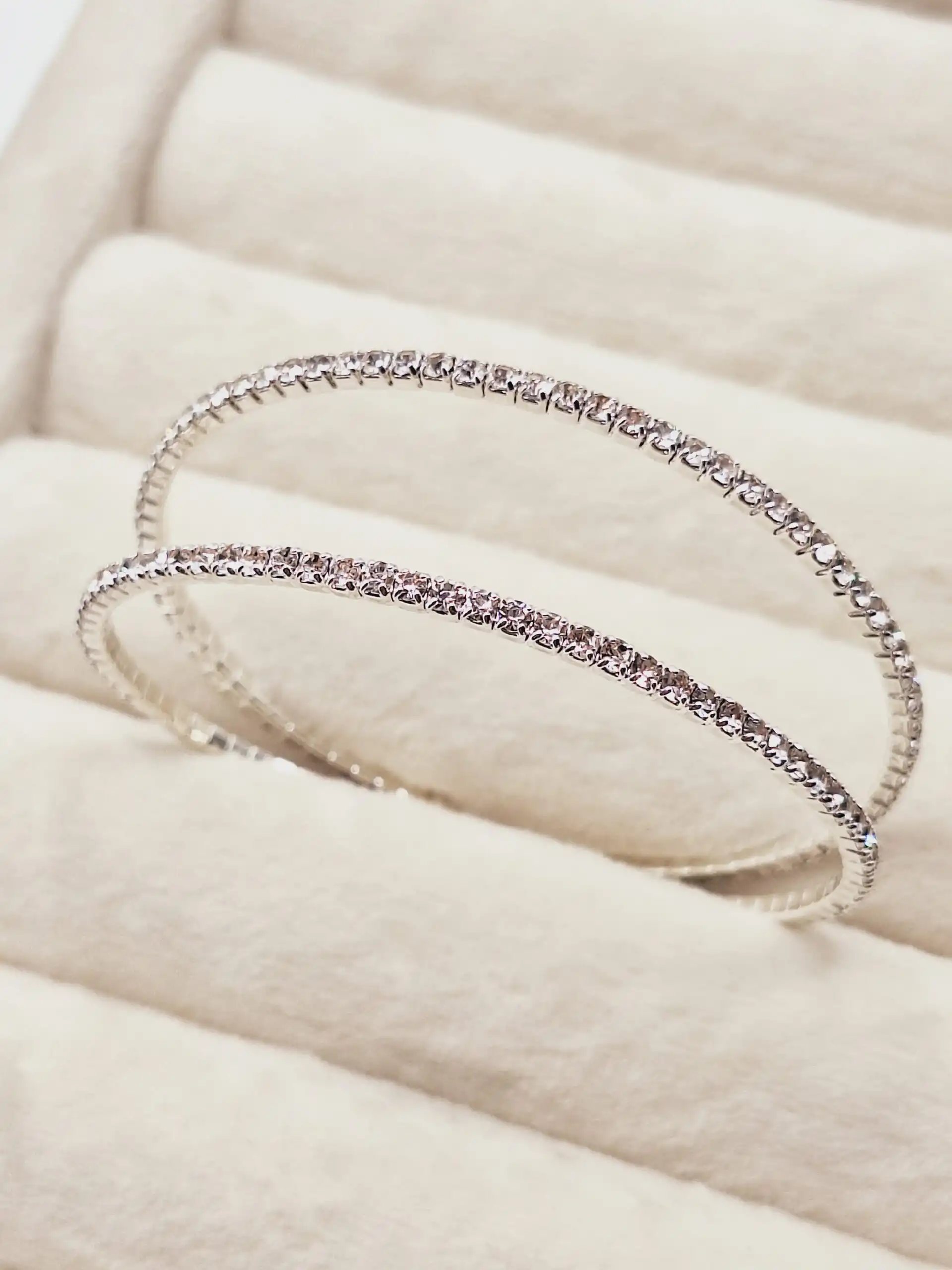 دستبند دو لاین نگینی پرطرفدار
