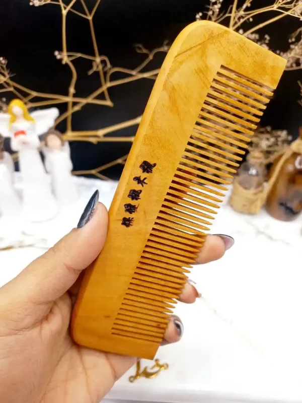 شانه چوبی طرح شماره دوم